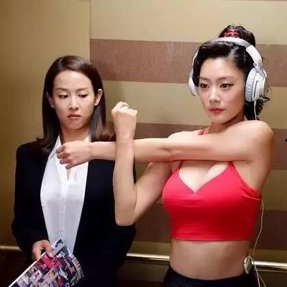 AV女明星胸大,胸大背后的故事与真相